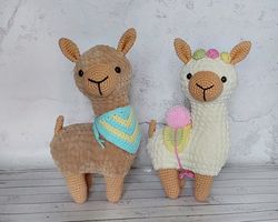 Alpaca plush toy Stuffed llama
