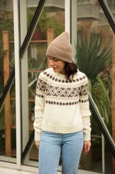 White cozy knitted lopapeysa sweater