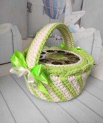 Basket for Easter, crochet interior basket, basket for eggs