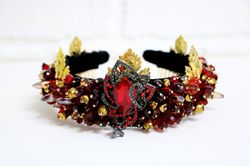 Black and red crown Gothic headdress Handmade beaded headband Royal crystal diadem Event baroque headdress Red headpiece