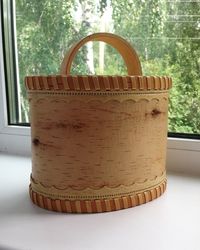 Birch bark box, birch bark canister