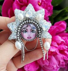 Matryoshka jewelry brooch, write princess jewelry, nesting dolls