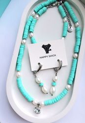 Jewelry set, Turquoise necklace with crystal pendant, bracelet and earrings.