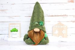 Large St Patrick's Day gnome ,Leprechaun with shamrock . Irish Gnome