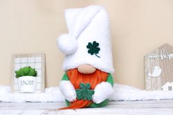 St Patrick's Day gnome / Leprechaun with shamrock / Irish Gnome