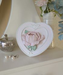 Rose in heart-shaped frame Shabby chic decor Mother gift Floral small painting Painting miniature Home decor Table decor
