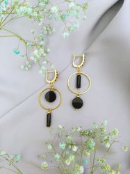 Black onyx statement earring Geometric earring Chandelier gemstone minimalist jewelry Asymmetrical earing Mismatched
