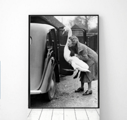 Vintage photo printable Woman with Swan, Vintage Female photo, Animal vintage print