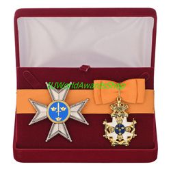 Badge and star of the Order of the Sword in a gift box. Sweden. Dummies, copies