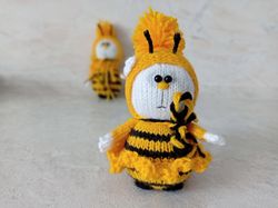 Amigurumi bee, knitted cute bee, miniature bee, gift bee