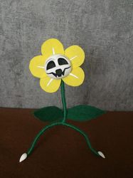 Evil Flower doll / Undertale / flowey the flower / game character collectible figurine