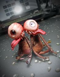 Mini monster OOAK alien nightmare dolls by Yumi Camui