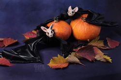 Halloween bat - Flying Skull poseable art doll
