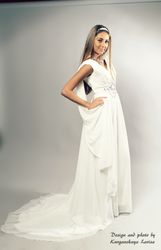 Beautiful antic stile wedding dress.  synthetic fabric with cristal, sequins and beads. fairytale dress