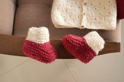 Knitting Baby Booties