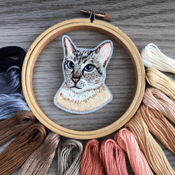 cat portrait brooch