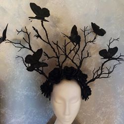 Black flower woman crown Butterfly Dark fairy Gothic headpiece Branches halo cosplay Halloween crown Day of the dead