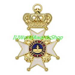 Badge of the Order of the Wendish Crown - Mecklenburg-Schwerin. Dummies, copies.