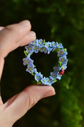 Brooch Heart of forget-me-nots