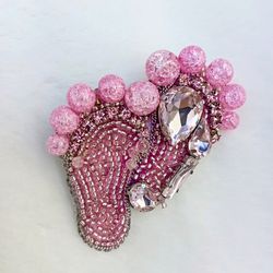Beaded pink rhinestone heels brooch for women, newborn baby girl gift, new mom gift, nurse gifts, obgyn gift