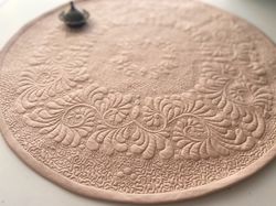 ROUND QUILTED TABLE TOPPER, Centerpiece neutral. ROUND QUILTED TABLE RUNNER. Mothers day gift, Coffee table runner