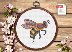 The Bee Cross Stitch Pattern, Summer Cross Stitch Pattern, Embroidery Bee, Insect Cross Stitch Pattern