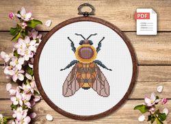 The Bee Cross Stitch Pattern, Summer Cross Stitch Pattern, Embroidery Bee, Insect Cross Stitch Pattern