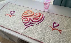 Valentines Day Table Runner, Quilted Table runner with hearts, Home Decor With Hearts, Valentines Day Gift, Pink Heart