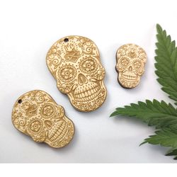 10 Pieces - DIY unfinished wood shape, Engraved sugar skull, Day of the Dead, Witchy decor, Jewelry blanks