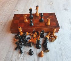 Old Russian chess set vintage - small wooden Soviet chess Zvenigorod 1950s