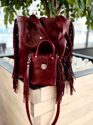 Burgundy Bag Set with fringe: elegant Shopper and stylish Mini bag. Made of Italian leather. Travel bag set