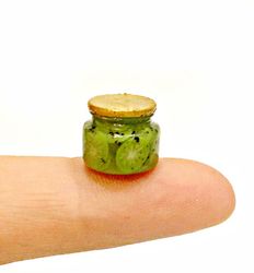 Dollhouse miniature 1:12 kiwi marmalade jam!