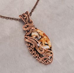 Copper wire pendant this natural agate / Unique wire wrapped gemstone necklace / Gift for yourself / Handmade jewelry