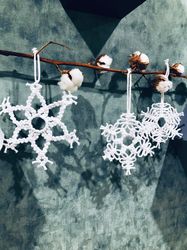 Set of 3 Snowflakes, Crocheted Candleholder, Macrame Christmas Ornament, Macrame Coasters, Modern Macrame Christmas Tree