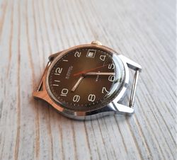 Vostok 18 jewels dark green dial Soviet mens watch - wind up Russian vintage wristwatch Wostok