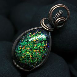 Copper green opal pendant. Laboratory opals in classic patinated copper wire. Mosaic Opal necklace, wire wrap, tear