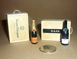 Dollhouse miniature 1:12 (2) bottles of champagne in a wooden box opening!
