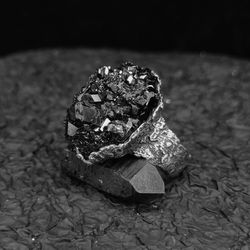 Silver ring with raw black garnet Statement rings Gemstone ring Adjustable ring