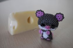 Beaded mouse, little beaded figurine. Excellent gift for her or yourself. Can be used as a toy, beaded keychain or gift.