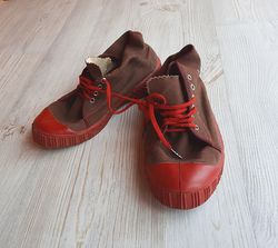 Soviet kids teenagers rubber sneakers size 36 - Russian vintage 1986 sport shoes brown red