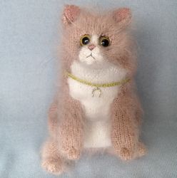 Knitted cat toy, Plush cat doll, fluffy cat, realistic cat