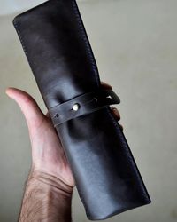 Crazy grey leather roll for straps and watches