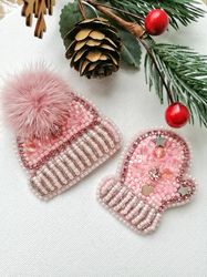 Christmas gift, Set of two winter brooches, Hat and mitten beaded brooches