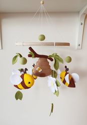 Bee baby mobile, forest mobile, flowers mobile, bee nursery, farm mobile