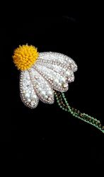 Chamomile brooch, flower brooch, brooch pin, beaded brooch, mothers day, gift for friend, handmade gifts, brooch, flower