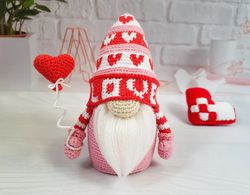 Valentine Gnome, swedish gnomes, Happy Birthday Gnome with a heart, Happy Birthday gift for her, him, mothers day gnome