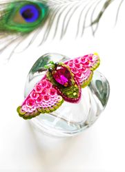 butterfly, Beaded insect brooch, insect pin, butterfly brooch, bug pin, bee brooch, bug brooch, insects, madam toto