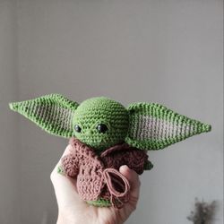 crochet baby yoda pattern, amigurumi doll pattern