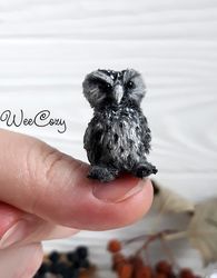 Micro owl figurine, miniature birds