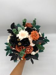 Bridal bouquet. Fall wedding bouquet. Burnt orange bridesmaid bouquet. Fall wedding bouquet set. Black wedding bouquet.